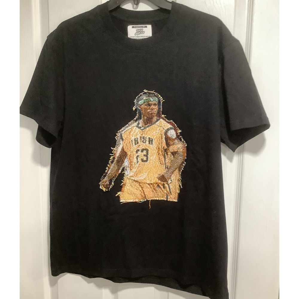 Team Us Sports Club Lebron Woven T shirt size L